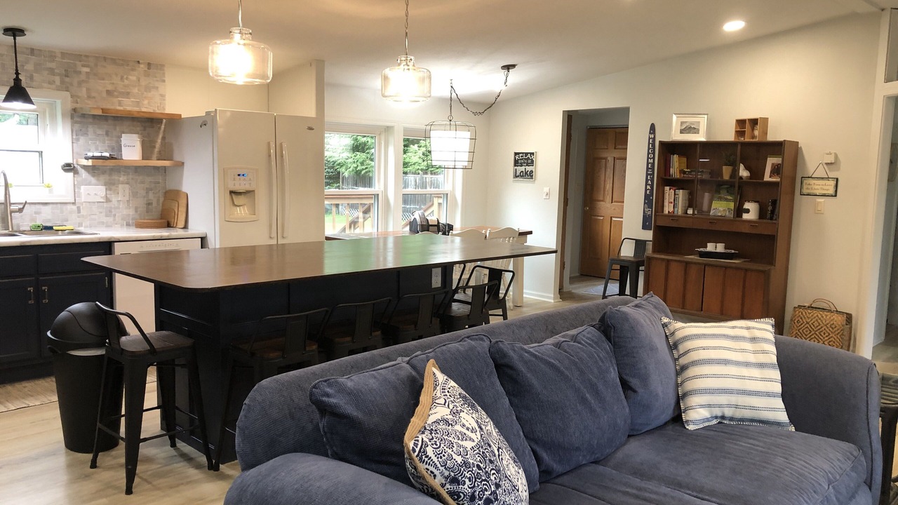 Photo of Livingroom in Holcombe
