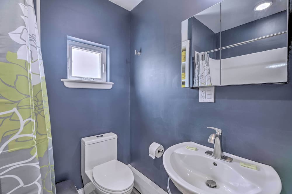 Photo of Bathroom in Winooski