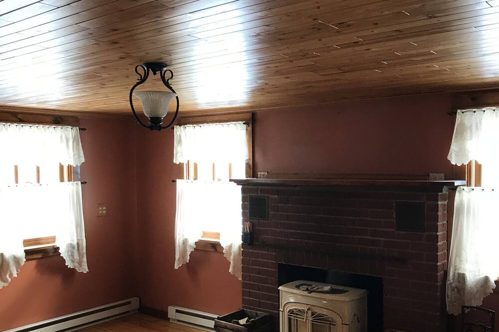 Photo of Livingroom in Keene Valley