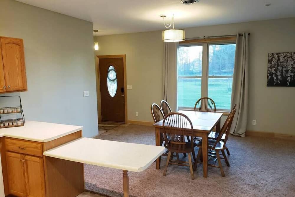 Photo of Bedroom in Middlebury