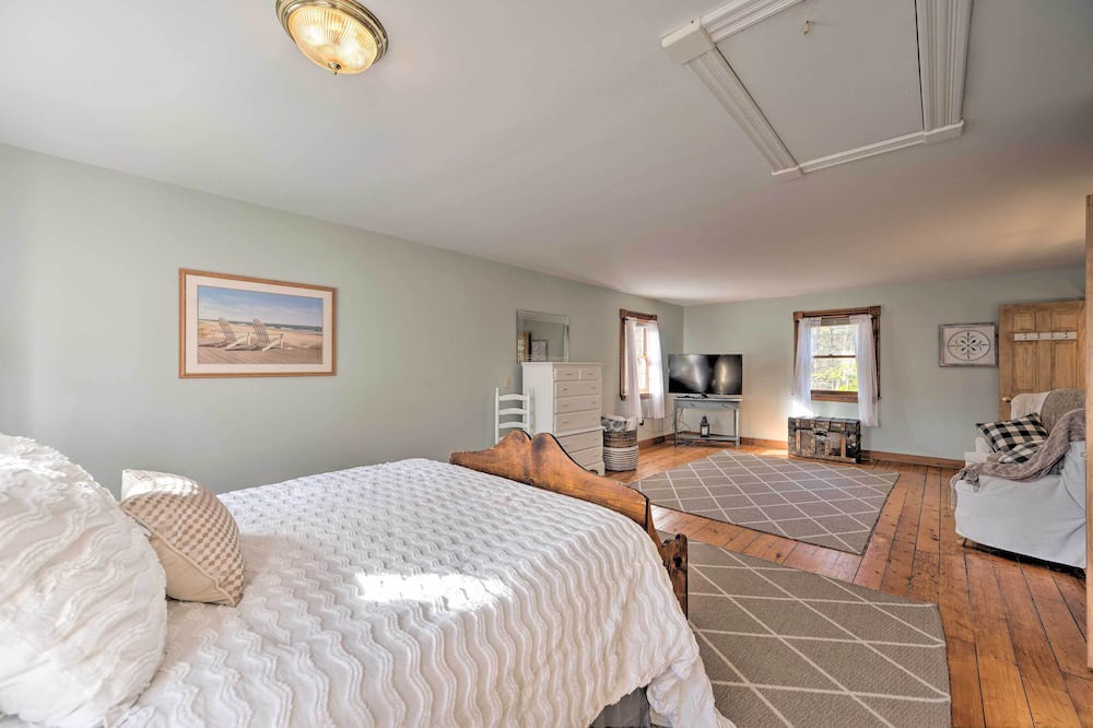 Photo of Bedroom in Jeffersonville