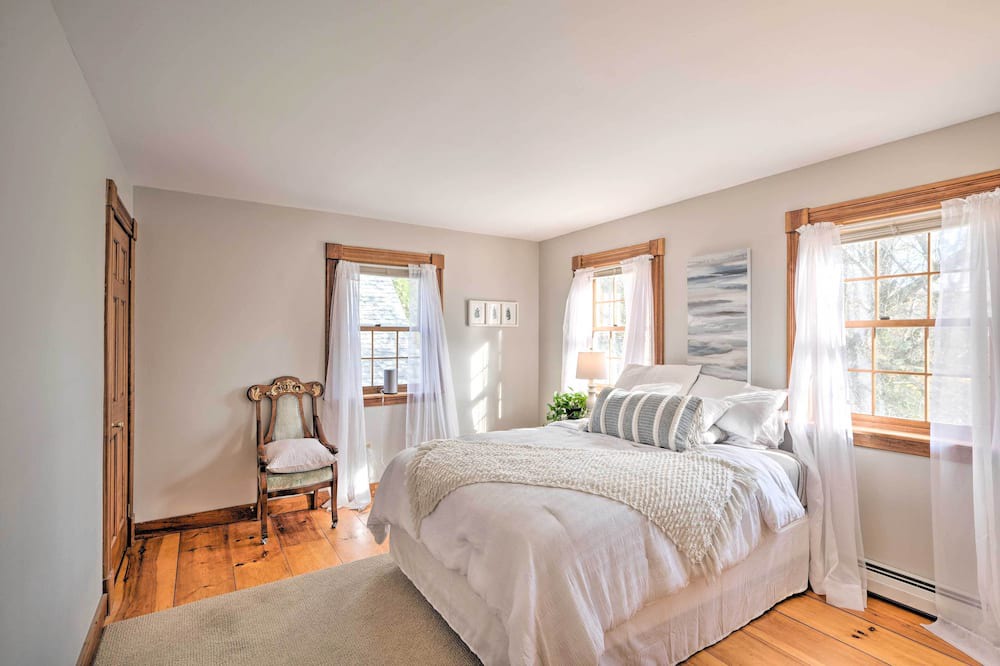 Photo of Bedroom in Jeffersonville