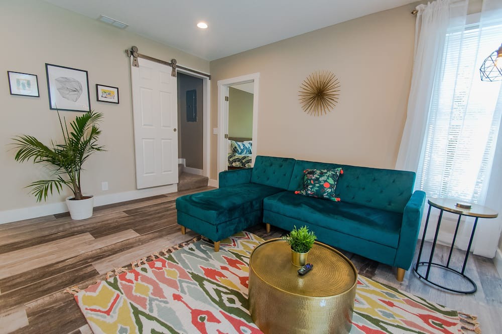 Photo of Livingroom in Seward