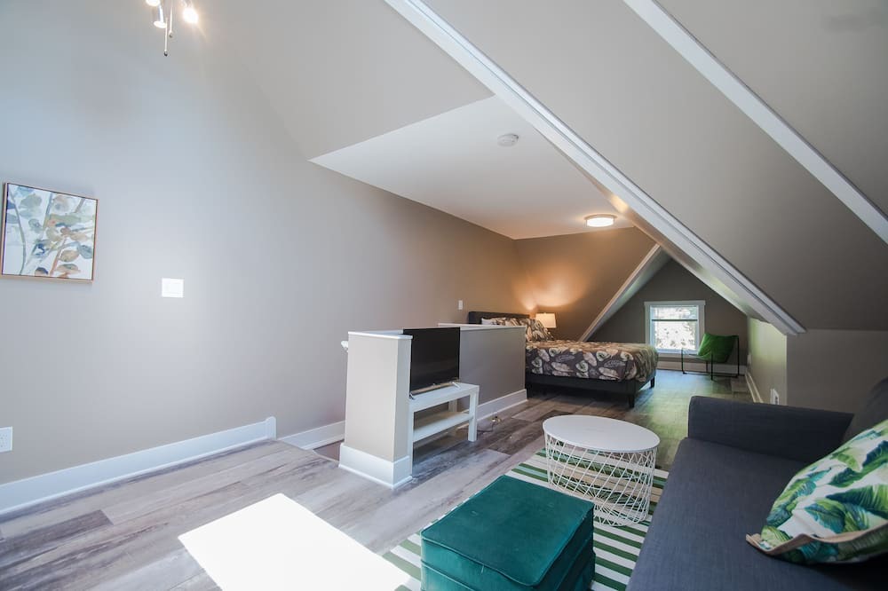 Photo of Livingroom in Seward