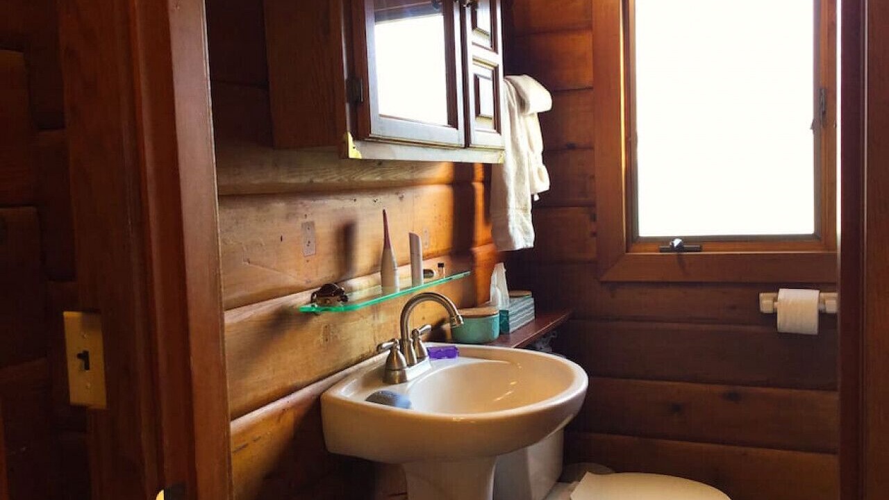 Photo of Bathroom in Alburg