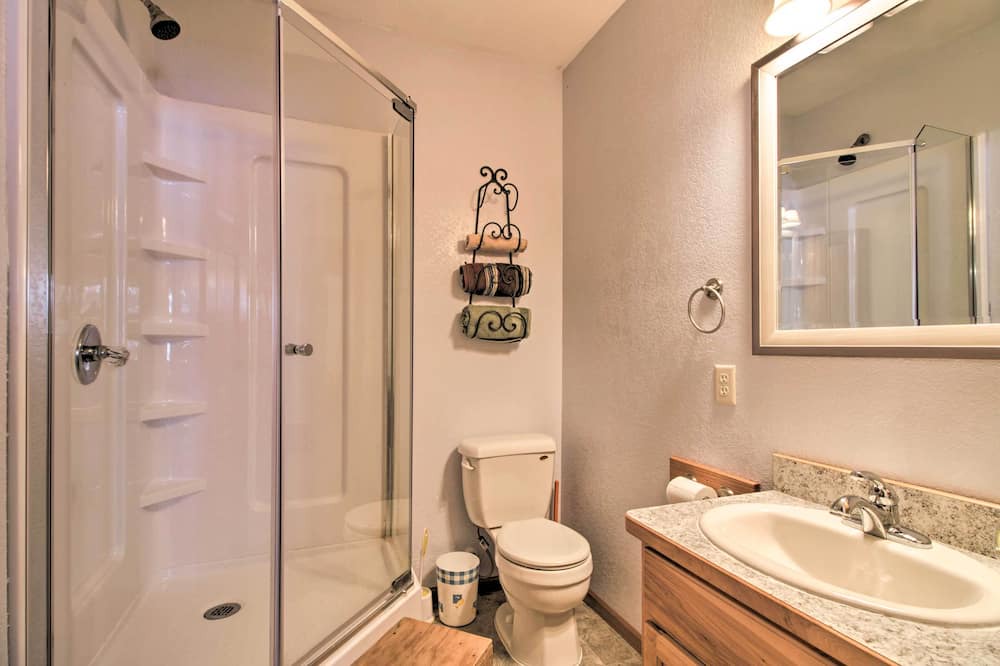 Photo of Bathroom in Hackensack