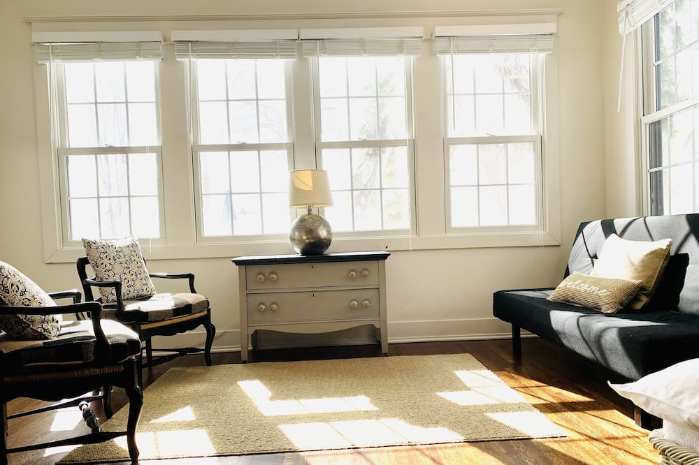 Photo of Livingroom in Union Park