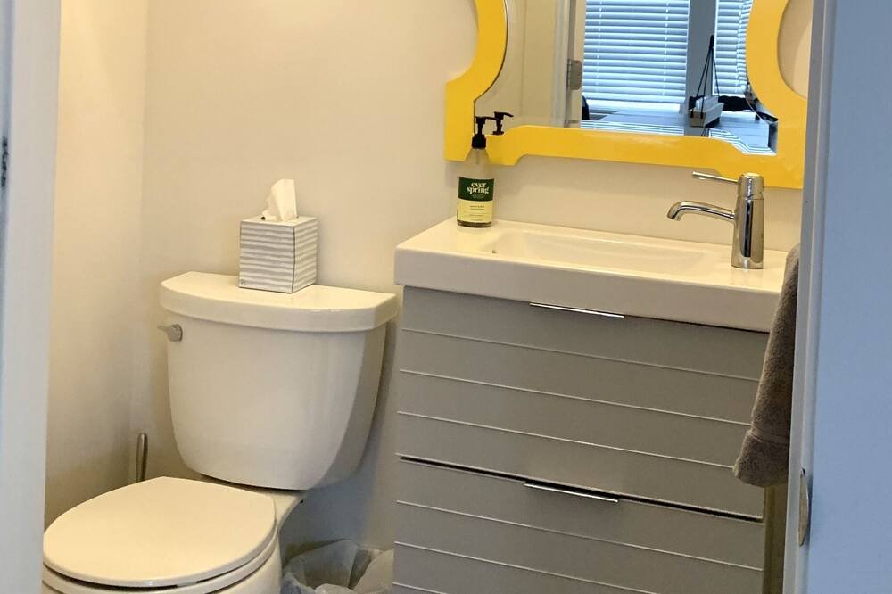 Photo of Bathroom in Union Park