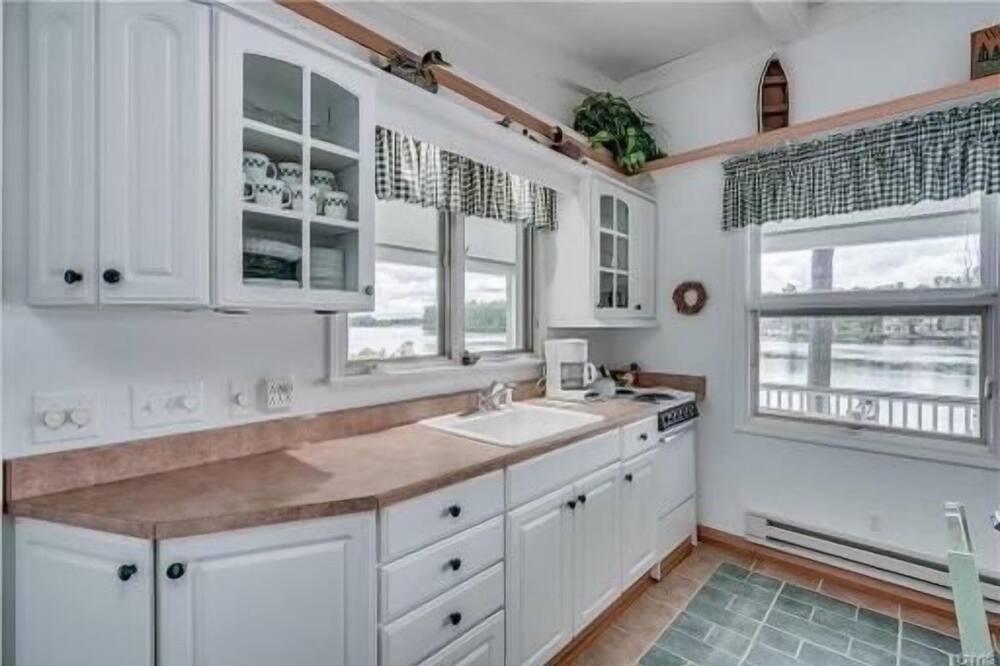 Photo of Kitchen in Wellesley Island