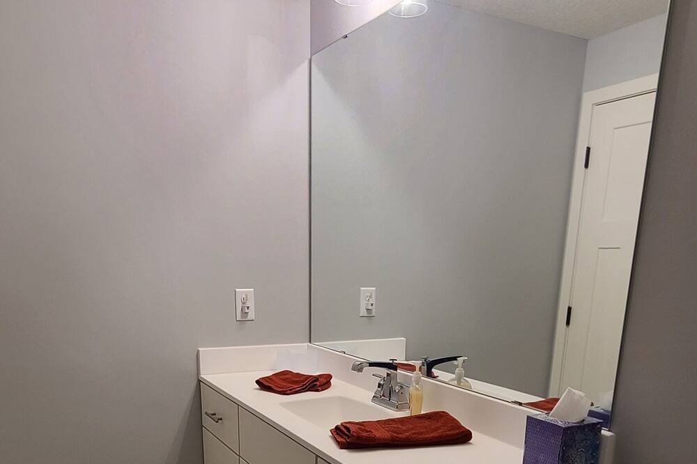 Photo of Bathroom in Faribault
