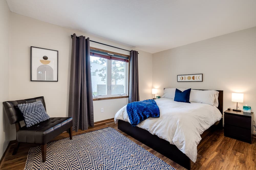 Photo of Bedroom in Inver Grove Heights