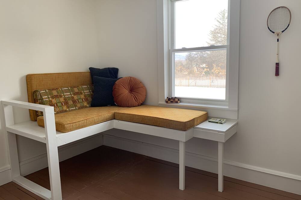 Photo of Livingroom in Waterbury Center