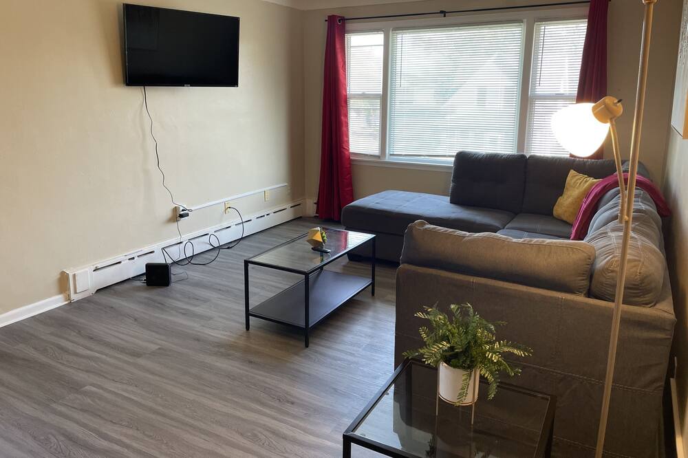 Photo of Livingroom in South St. Paul