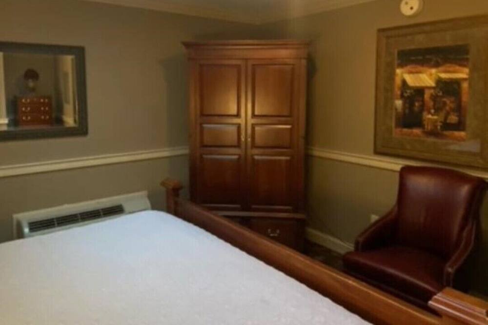 Photo of Bedroom in Bennington
