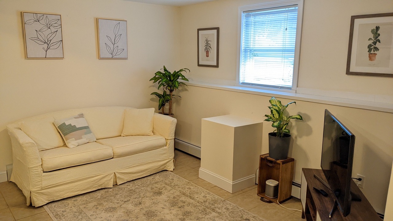 Photo of Livingroom in Huntington