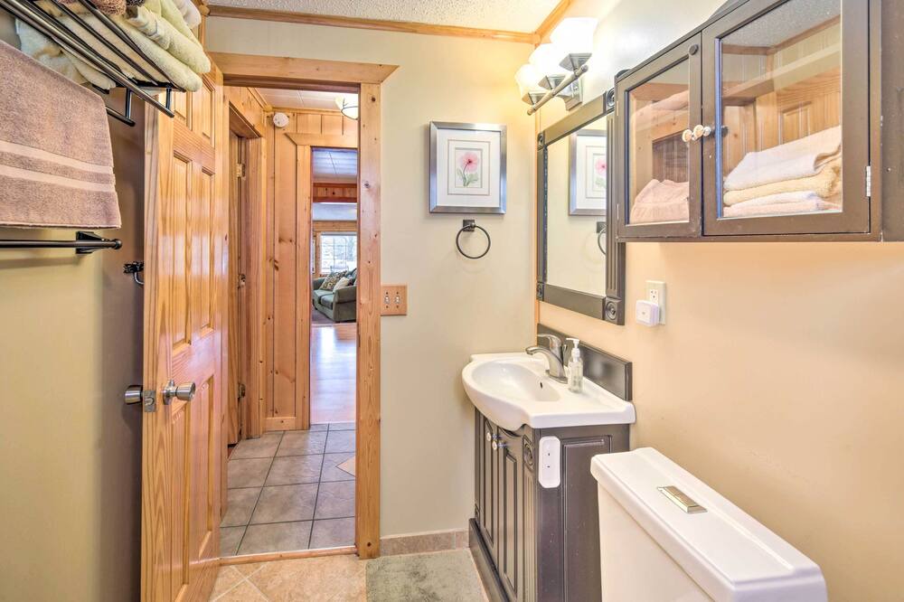 Photo of Bathroom in Mikana