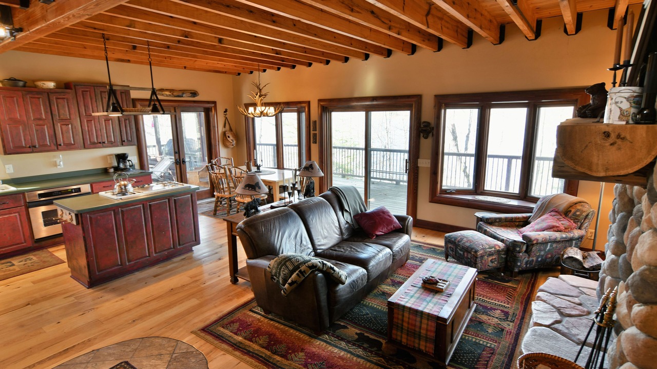 Photo of Livingroom in Stone Lake