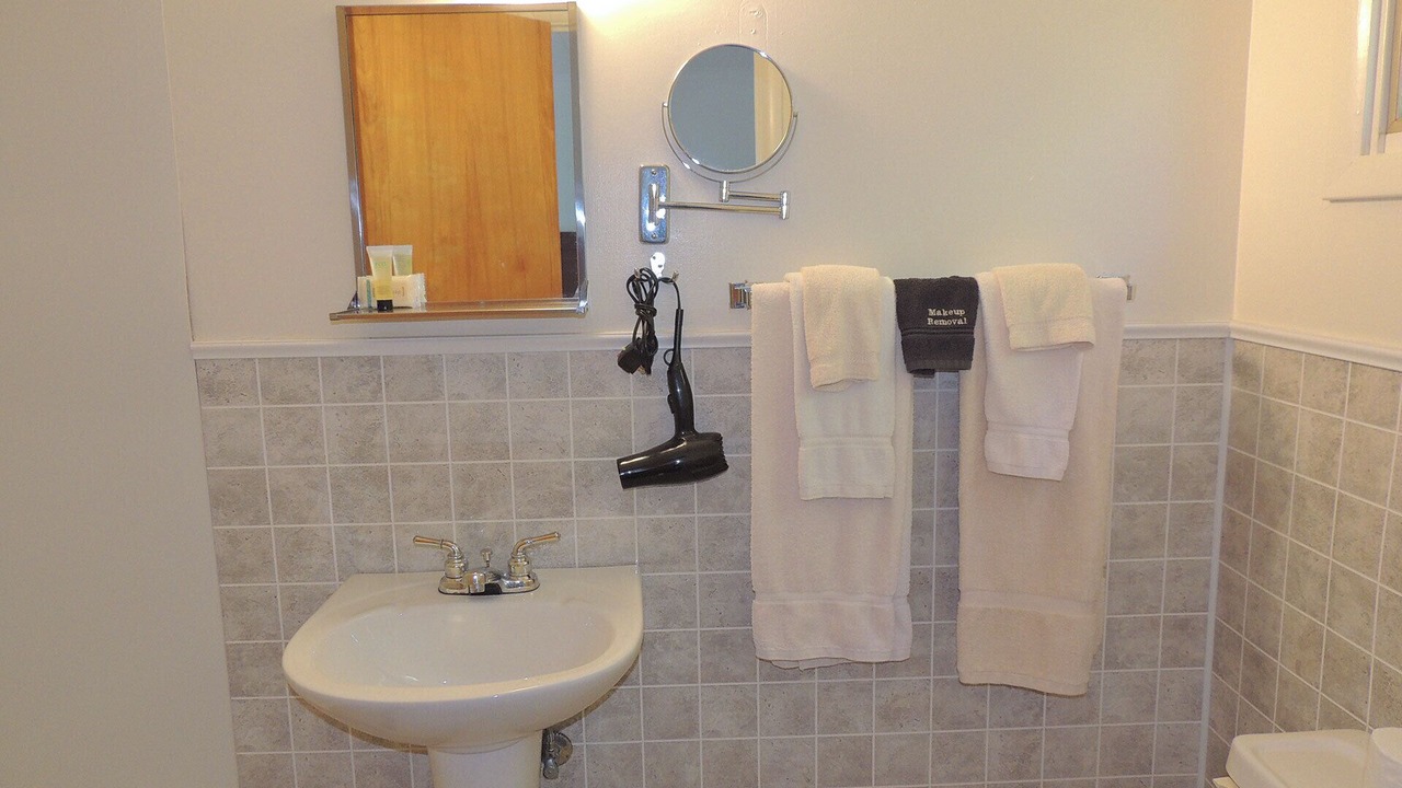 Photo of Bathroom in Alexandria Bay
