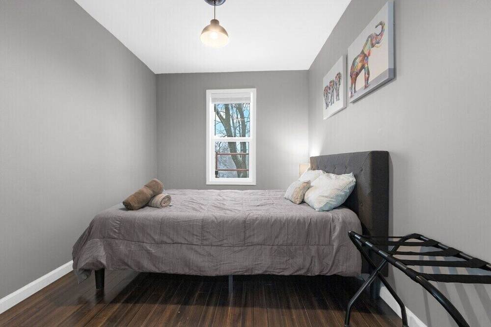 Photo of Bedroom in Oconto