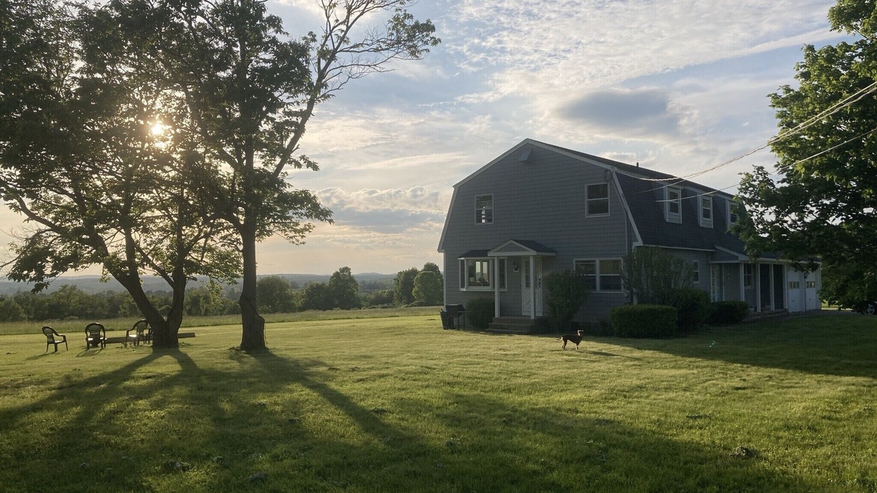 Photo of Outdoor in Litchfield Historic District