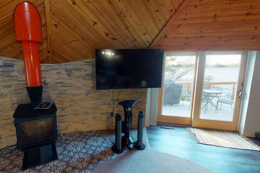 Photo of Livingroom in Center City