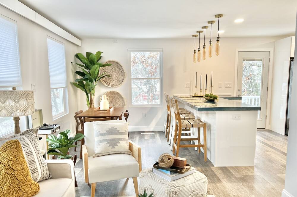 Photo of Livingroom in Marlborough