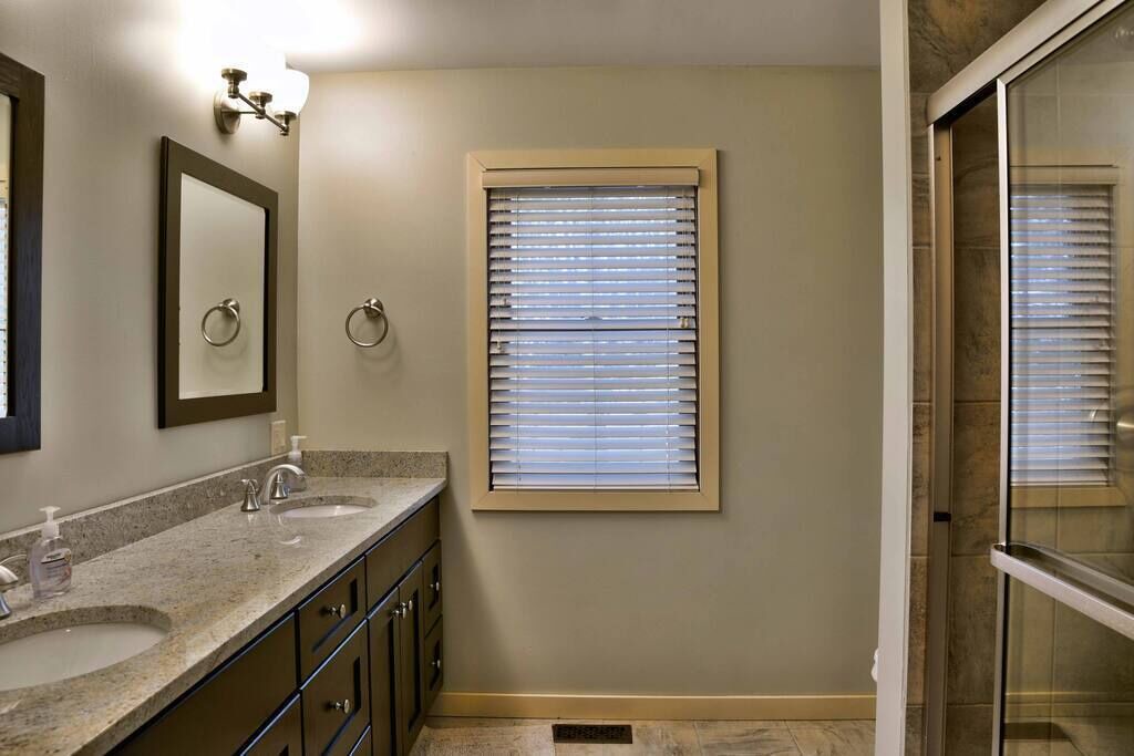 Photo of Bathroom in Clam Lake