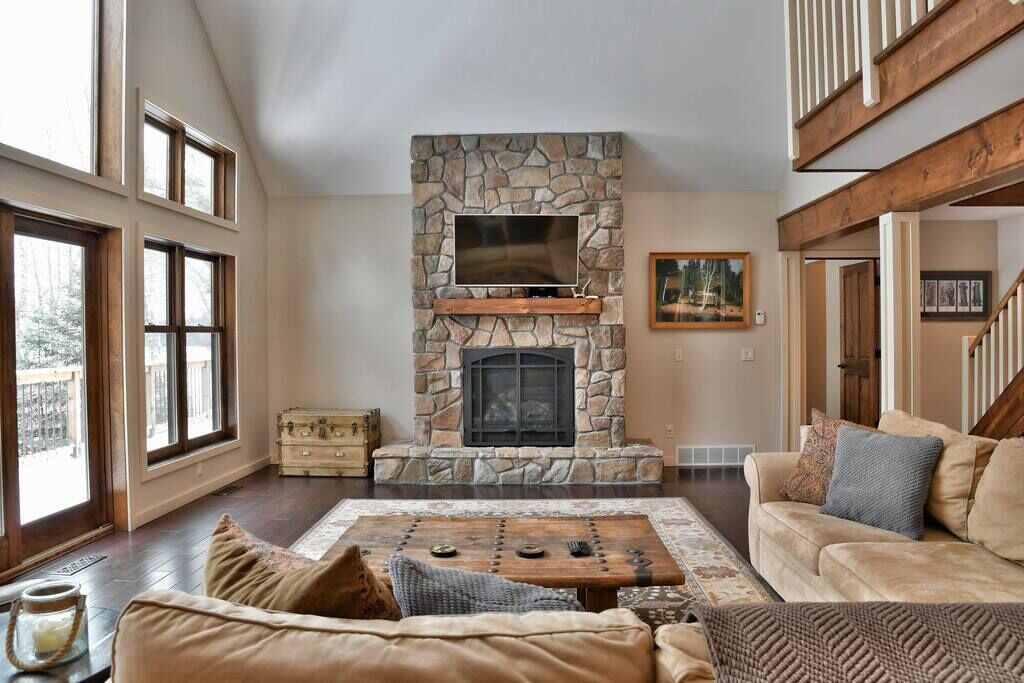 Photo of Livingroom in Clam Lake
