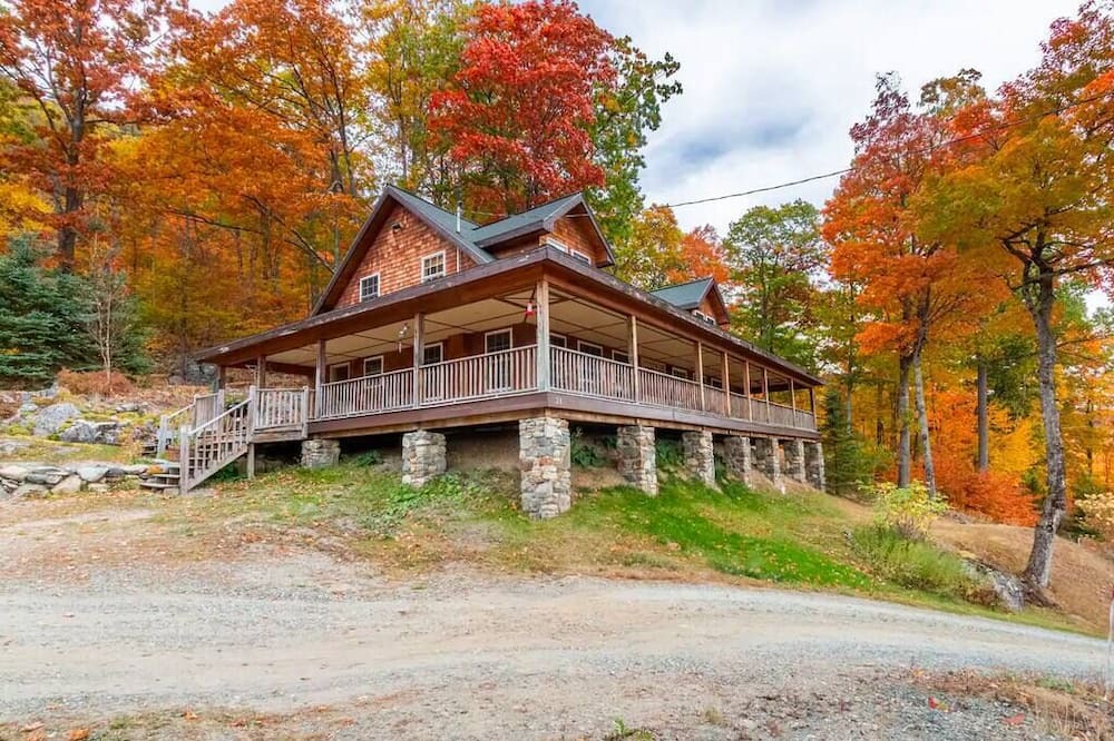 Photo of Outdoor in Lancaster