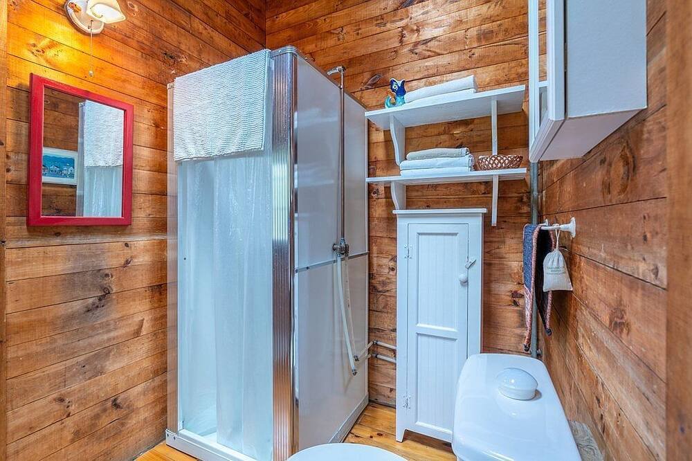 Photo of Bathroom in Crater Club