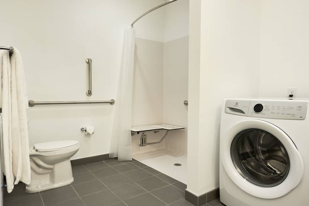 Photo of Bathroom in Whittier
