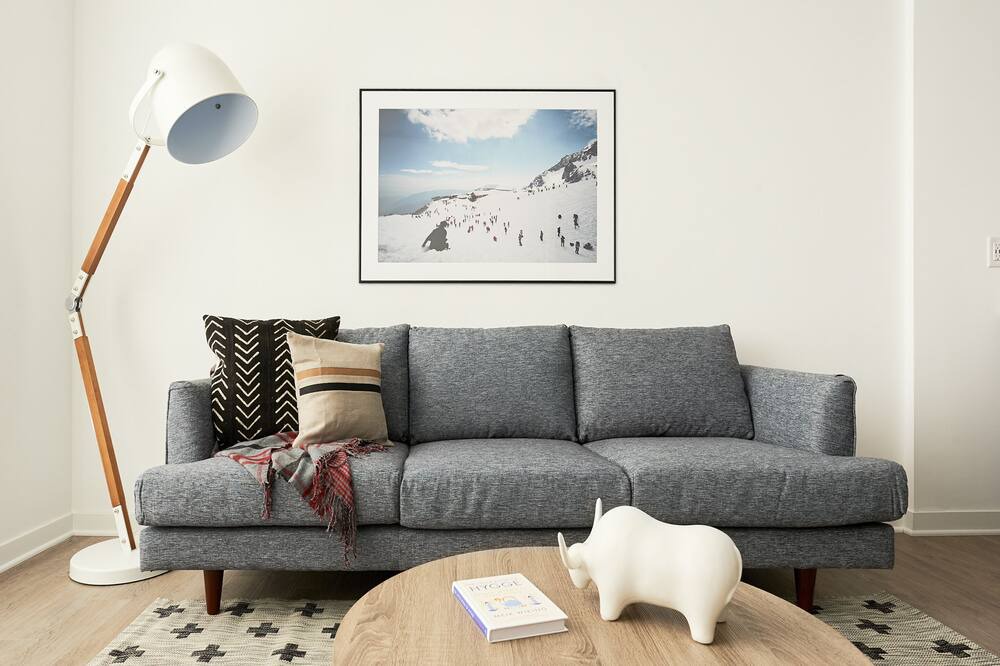 Photo of Livingroom in Whittier