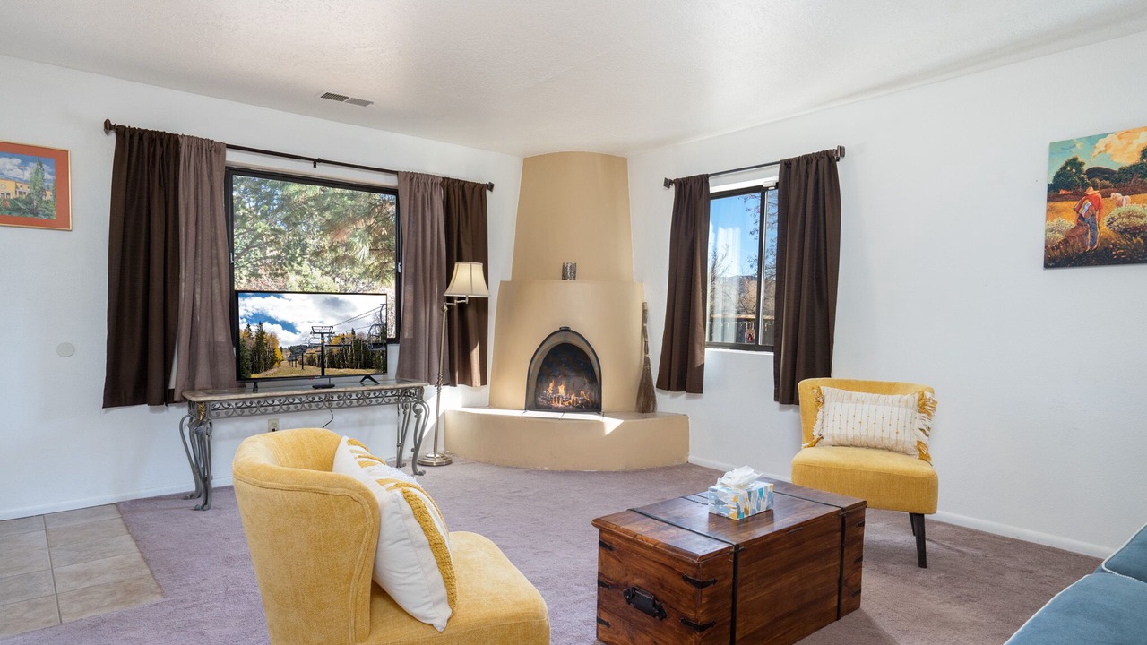 Photo of Livingroom in Santa Fe