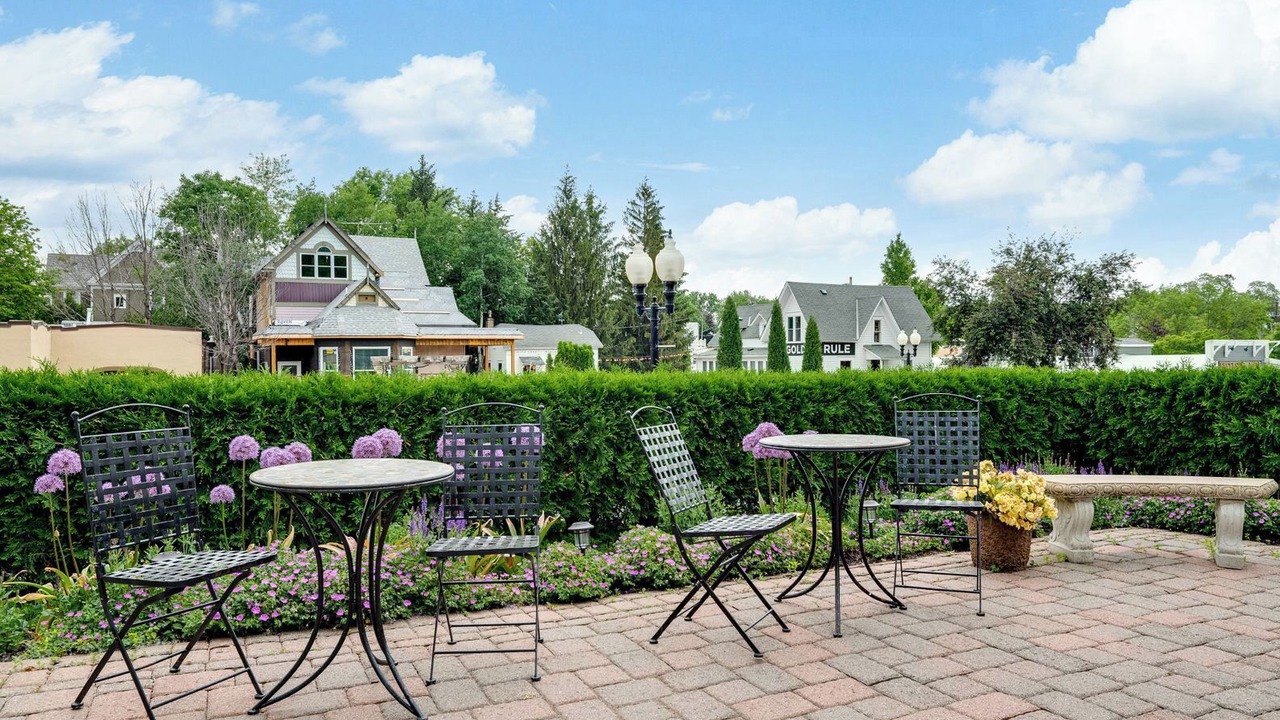 Photo of Outdoor in Excelsior