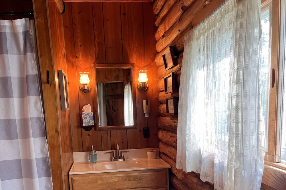 Photo of Bathroom in Mellen
