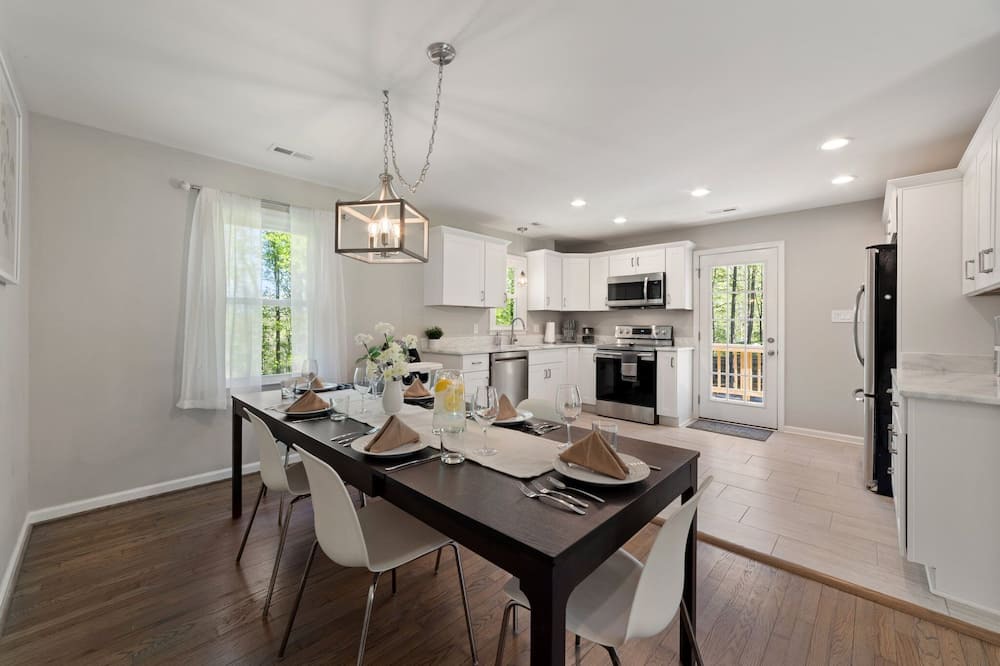 Photo of Kitchen in Warrenton