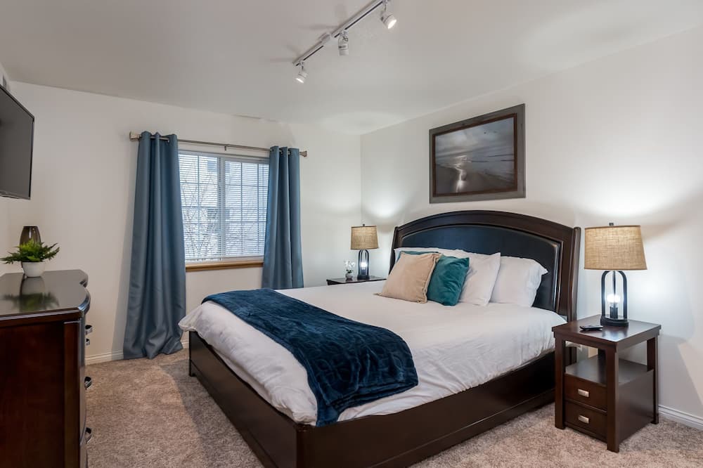 Photo of Bedroom in Whittier
