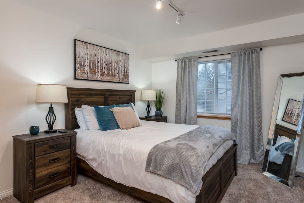 Photo of Bedroom in Whittier
