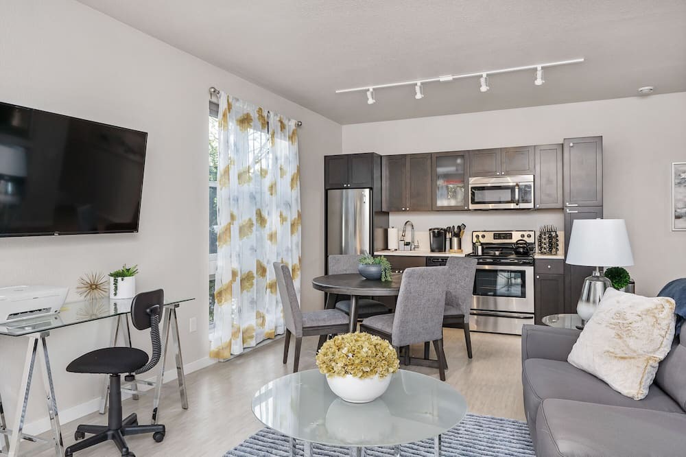 Photo of Livingroom in Kingfield