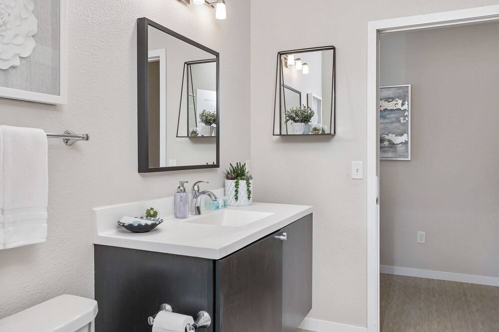Photo of Bathroom in Kingfield