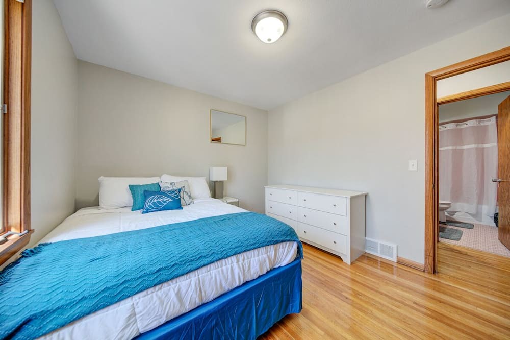 Photo of Bedroom in Minnetonka