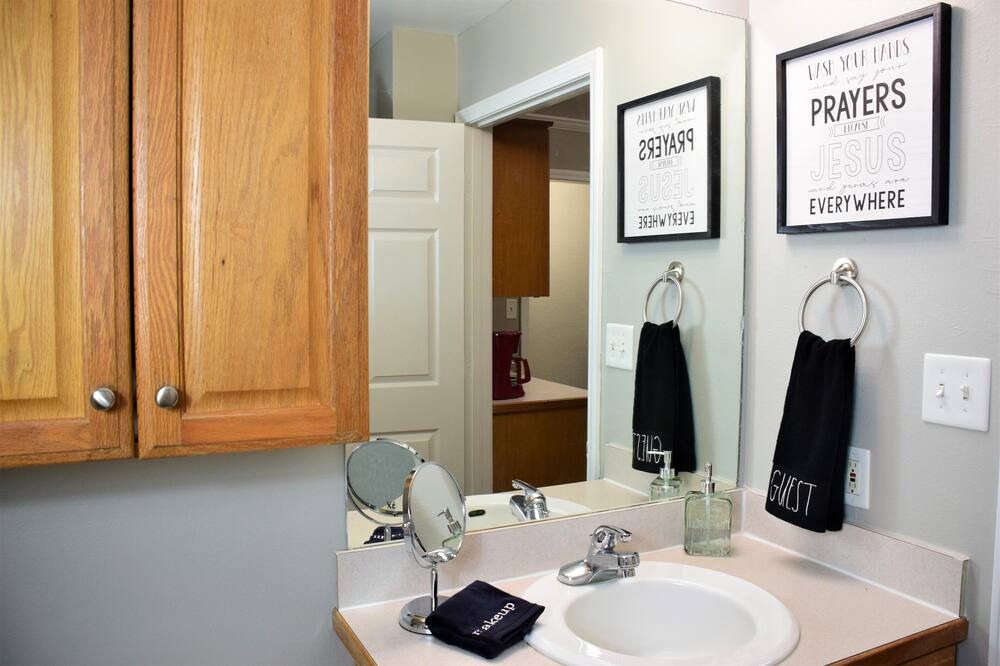 Photo of Bedroom in Cabot