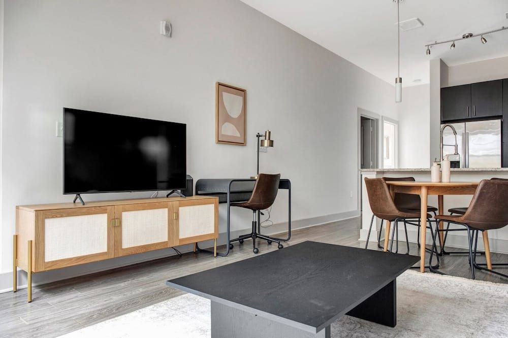 Photo of Livingroom in North Cambridge