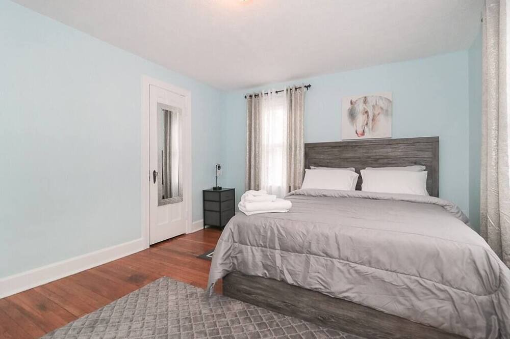 Photo of Bedroom in South Euclid