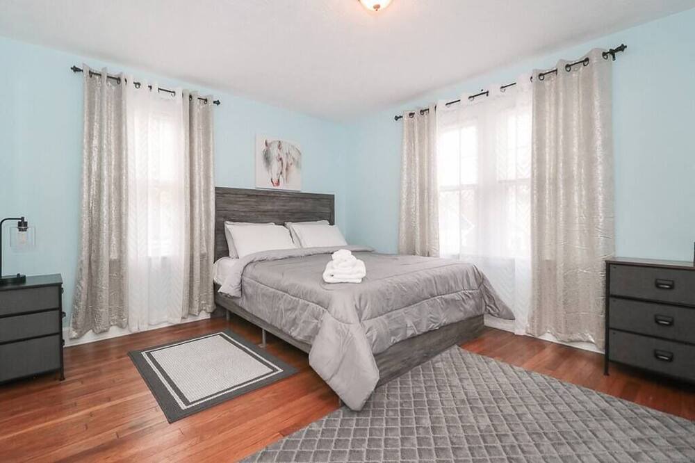 Photo of Bedroom in South Euclid