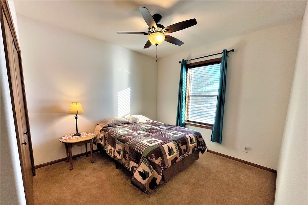 Photo of Bedroom in Phillips