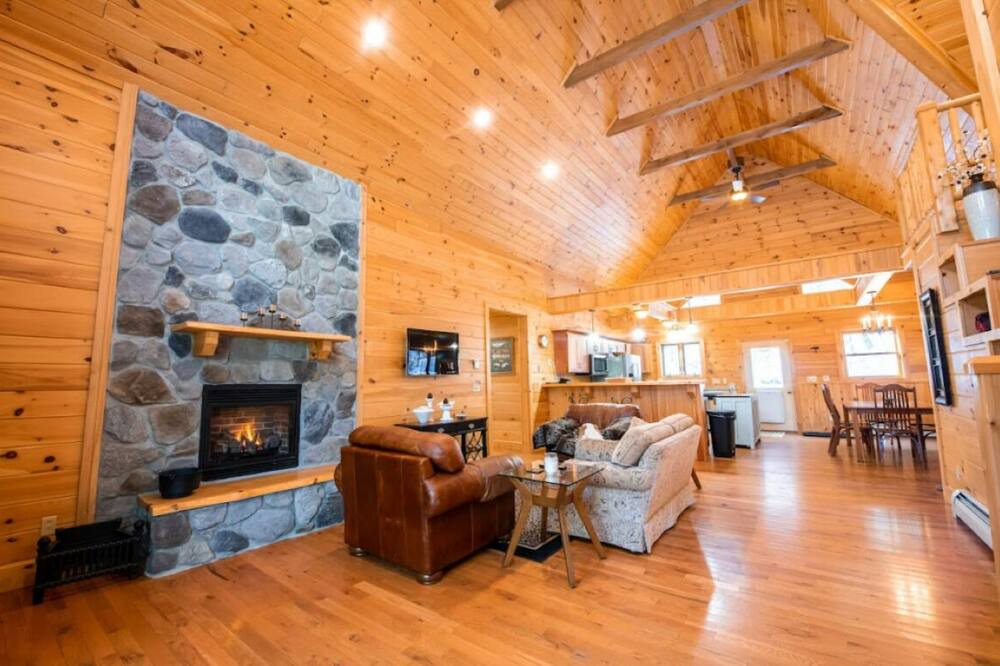 Photo of Livingroom in Jay