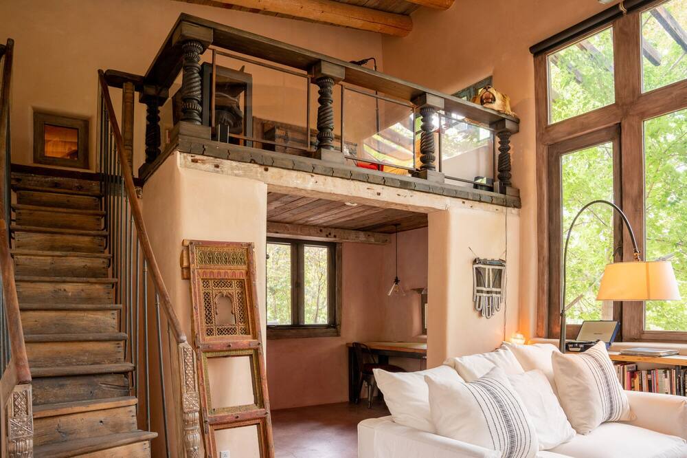 Photo of Livingroom in Canones