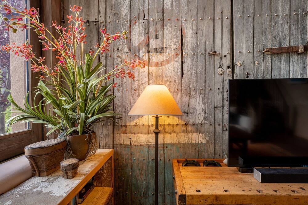 Photo of Livingroom in Canones