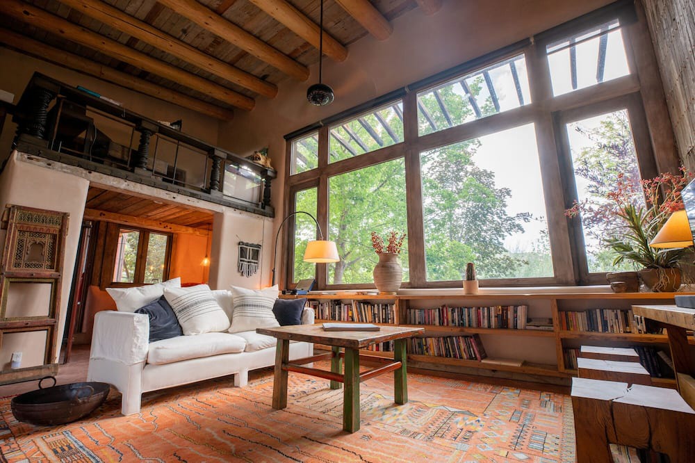 Photo of Livingroom in Canones